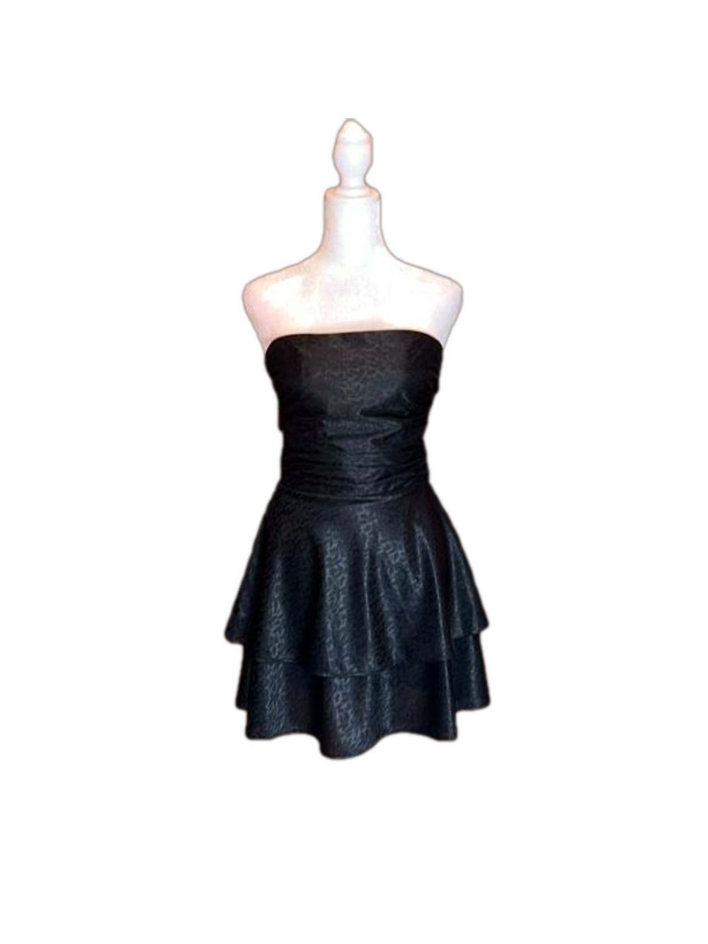 URBAN RENEWAL Adorable & Sexy Black Strapless Mini Dress Size S